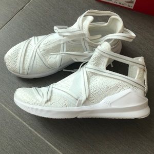 Puma White Sneaker